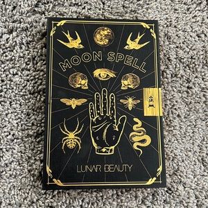 Lunar Beauty Moonspell Palette